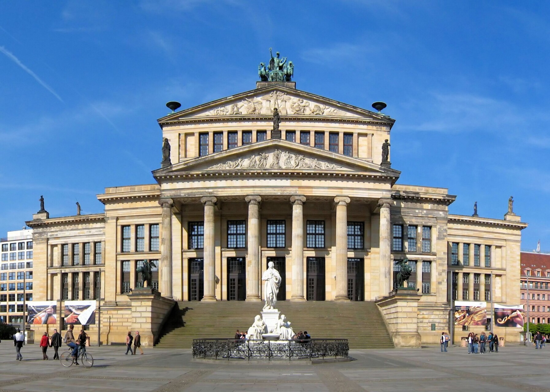 Friedrich Schinkels Schauspielhaus am Gendarmenmarkt
