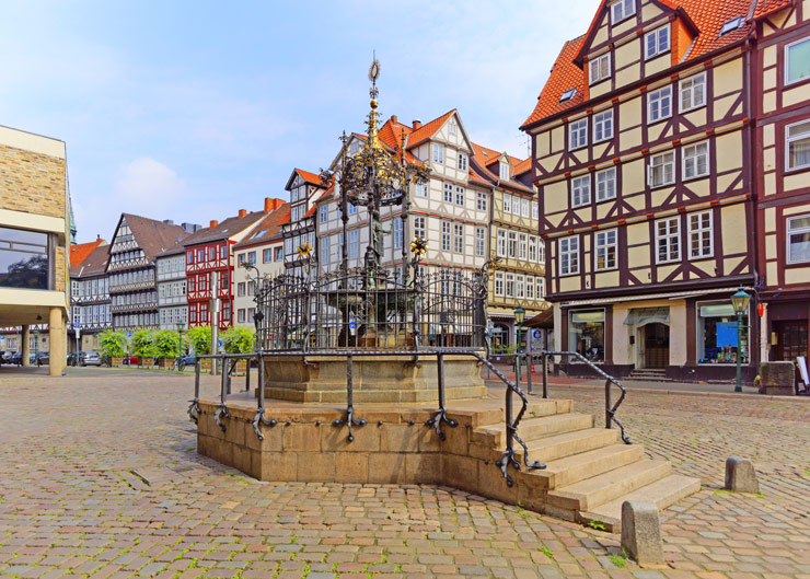 Holzmarkt mit Brunnen in Hannovers Altstadt