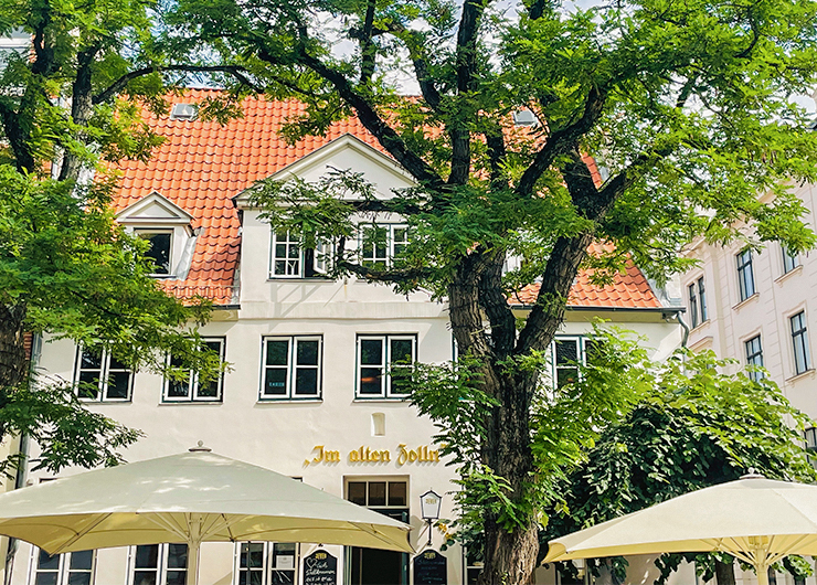 Im alten Zolln - Die Traditionskneipe auf der Lübecker Altstadtinsel
